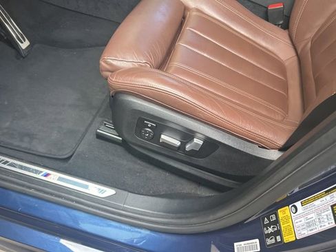 Used 2021 BMW X5 xDrive40i w/ M Sport Package AWD/4WD image 8