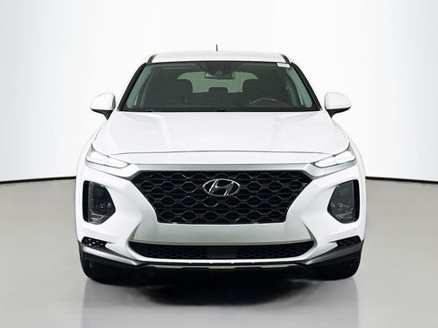 Used 2020 Hyundai Santa Fe SE FWD image 2