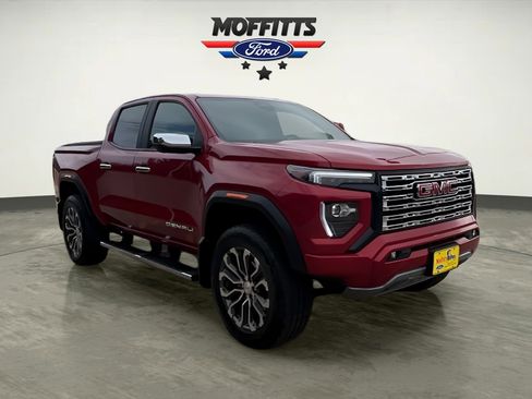 Used 2024 GMC Canyon Denali image 7