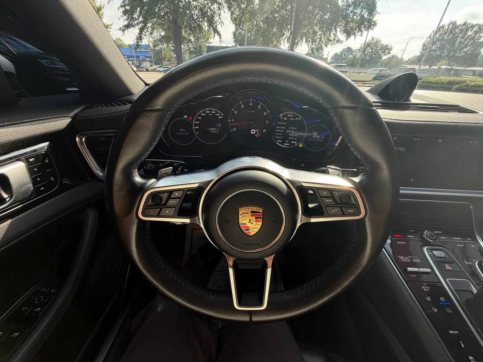 Used 2018 Porsche Panamera 4 AWD/4WD image 30