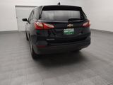 Used 2021 Chevrolet Equinox LS w/ LS Convenience Package image 6