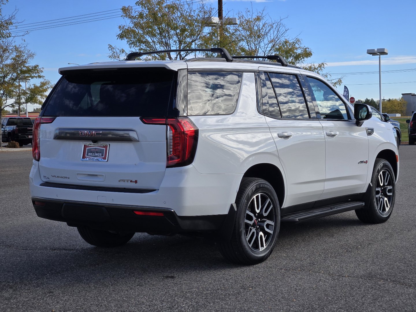 Used 2024 GMC Yukon AT4 AWD/4WD image 44