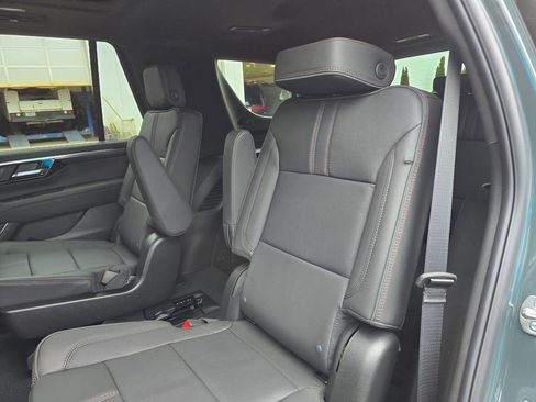 New 2026 Chevrolet Tahoe RST image 18