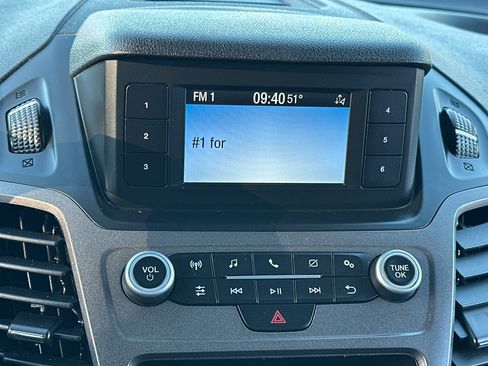 Used 2020 Ford Transit Connect XL image 17