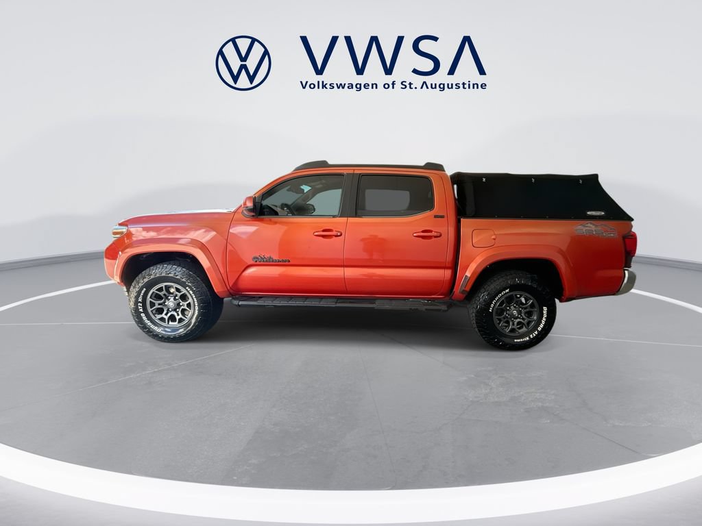 Used 2018 Toyota Tacoma SR5 RWD image 4