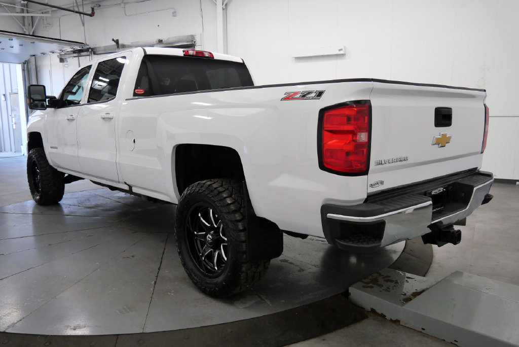 Used 2019 Chevrolet Silverado 2500 LT w/ Z71 Package, Off-Road AWD/4WD image 6