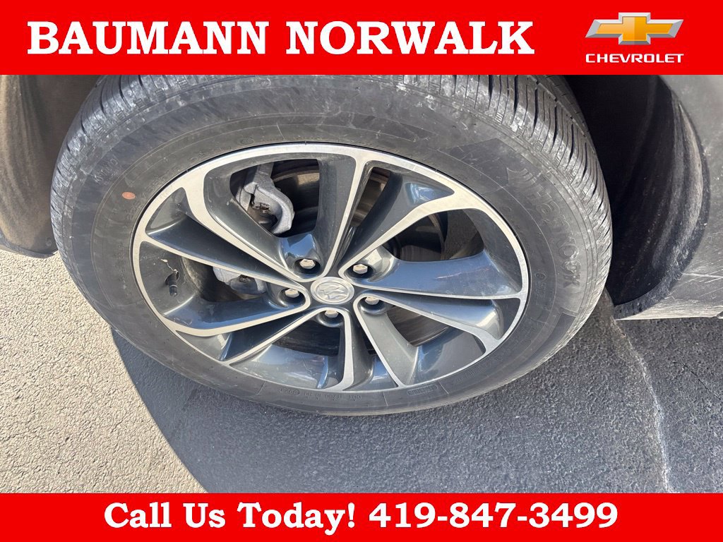 Used 2023 Buick Encore GX Select w/ Safety Package II AWD/4WD image 9