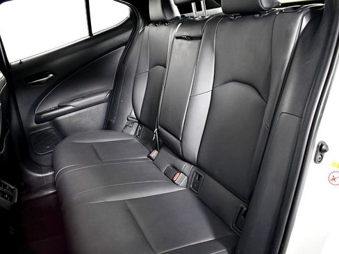 Used 2019 Lexus UX 250h F Sport image 41