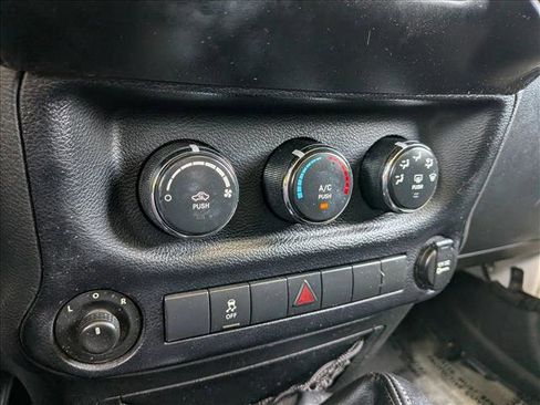 Used 2014 Jeep Wrangler Unlimited Sport w/ Quick Order Package 23S AWD/4WD image 17