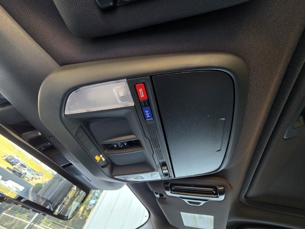 Used 2025 Subaru Forester Touring AWD/4WD image 29
