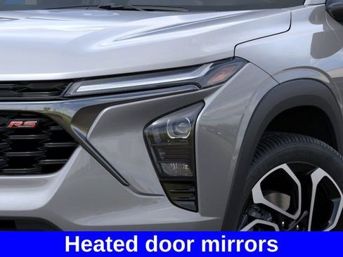 New 2026 Chevrolet Trax RS w/ Sunroof Package FWD image 11