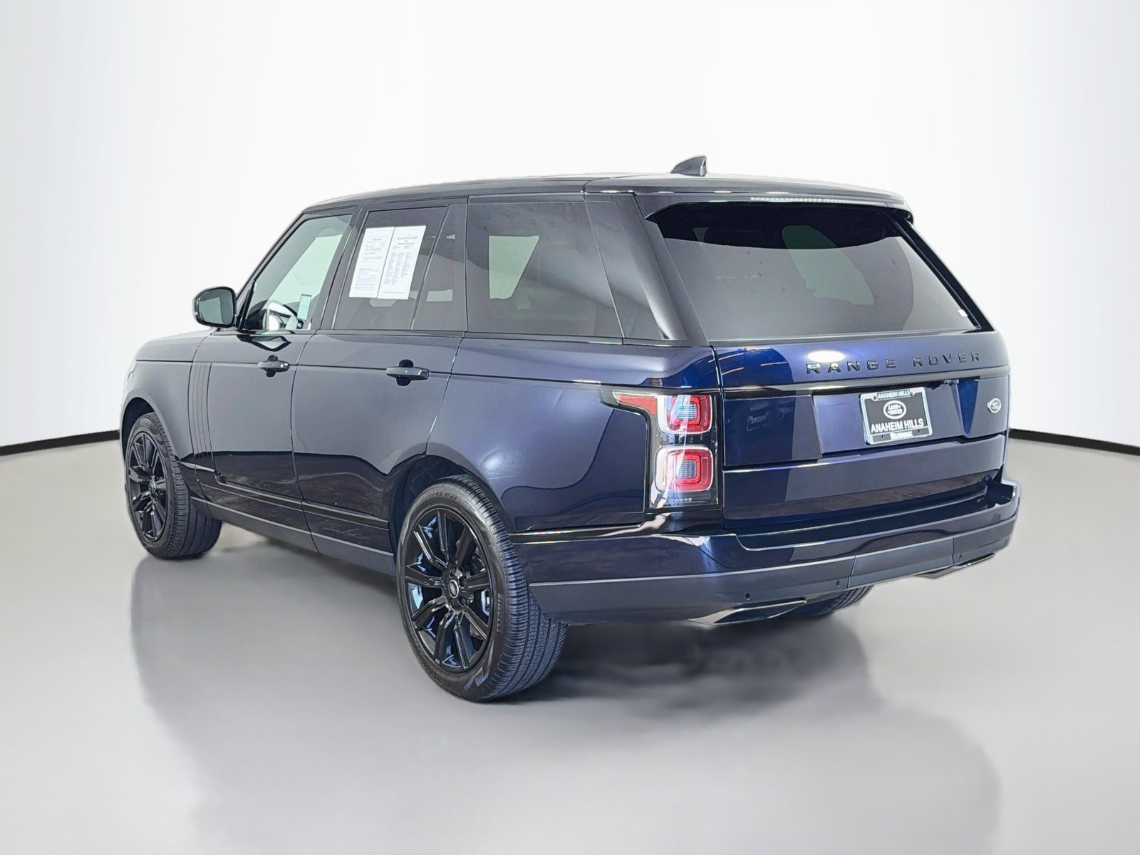Used 2022 Land Rover Range Rover AWD/4WD image 3