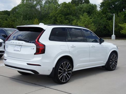 New 2026 Volvo XC90 B6 Ultra w/ Lounge Package image 4