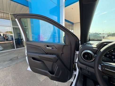 New 2026 Chevrolet Colorado LT image 13