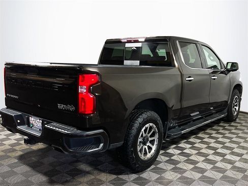 Used 2019 Chevrolet Silverado 1500 High Country image 8