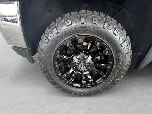 Used 2022 GMC Sierra 2500 SLE w/ SLE Convenience Package image 28