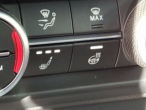 New 2025 Alfa Romeo Stelvio Sprint image 18