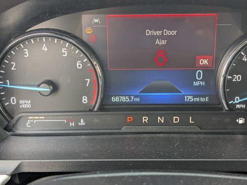 Used 2023 Ford Explorer XLT w/ Equipment Group 202A AWD/4WD image 23