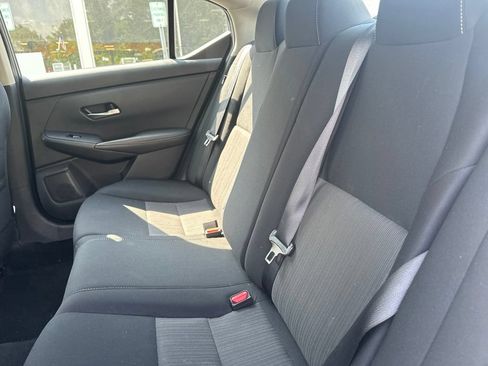 Used 2023 Nissan Sentra SV FWD image 12
