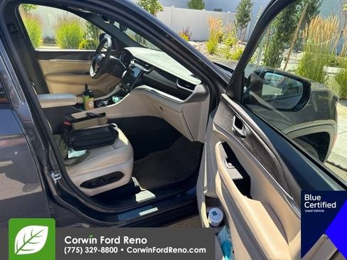 Used 2025 Jeep Grand Cherokee L Limited w/ Luxury Tech Group II AWD/4WD image 14