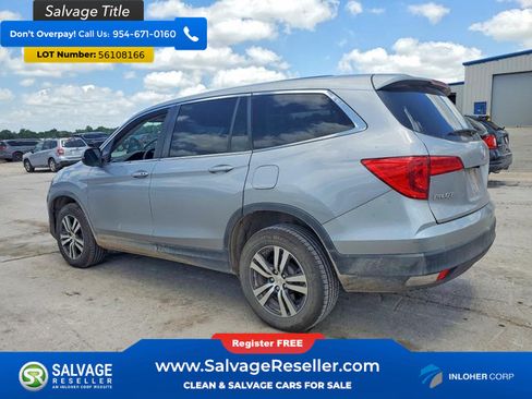 Used 2017 Honda Pilot EX image 3