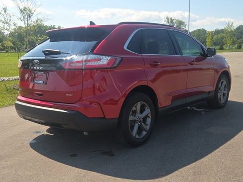 Used 2022 Ford Edge SEL w/ Sport Appearance Package AWD/4WD image 8