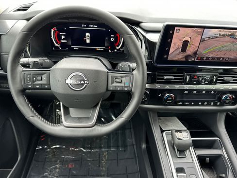 New 2026 Nissan Pathfinder SL AWD/4WD image 14