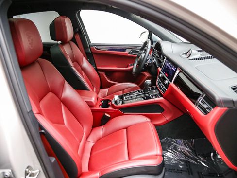 Used 2022 Porsche Macan S AWD/4WD image 20