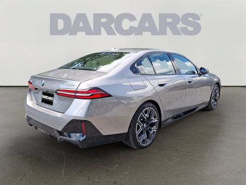 Used 2026 BMW 530i xDrive w/ M Sport Package AWD/4WD image 6