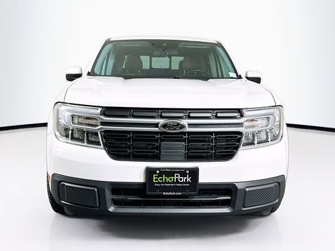 Used 2022 Ford Maverick Lariat w/ Lariat Luxury Package image 2