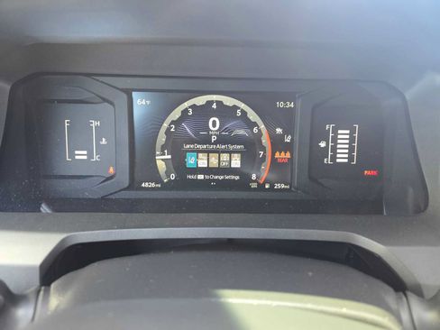 Used 2025 Toyota Tacoma SR5 AWD/4WD image 26