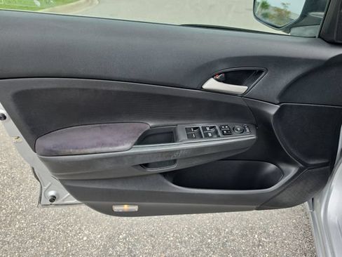 Used 2009 Honda Accord LX-P image 15
