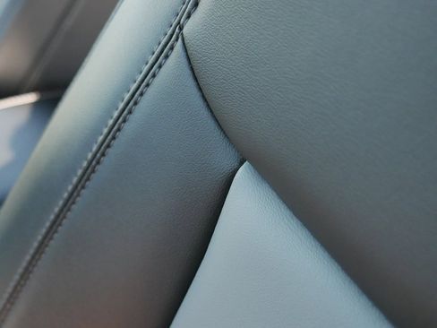 Used 2023 Ford Explorer XLT w/ Equipment Group 202A image 35