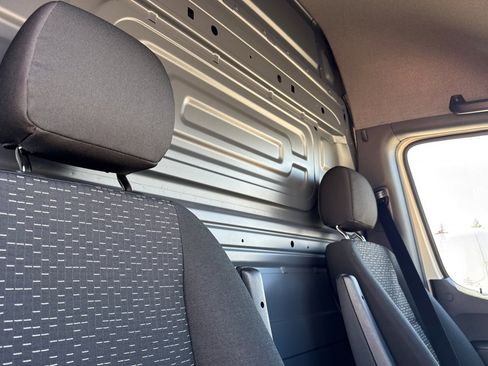 New 2025 Mercedes-Benz Sprinter 2500 image 18