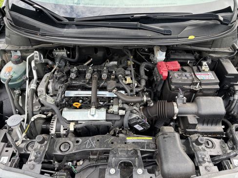 Used 2025 Nissan Versa SV FWD image 32