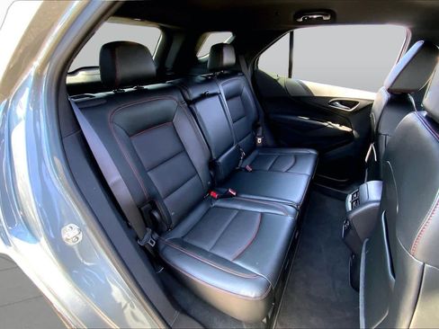 Used 2024 Chevrolet Equinox RS w/ RS Leather Package FWD image 20