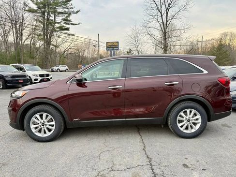 Used 2019 Kia Sorento LX image 5