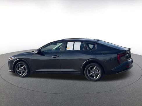 Used 2025 Kia K4 LXS image 9