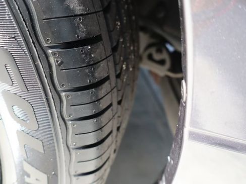 Used 2018 Honda Accord LX image 42
