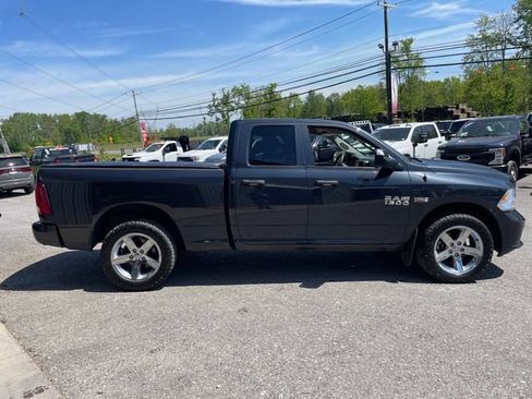 Used 2018 RAM 1500 Express AWD/4WD image 8