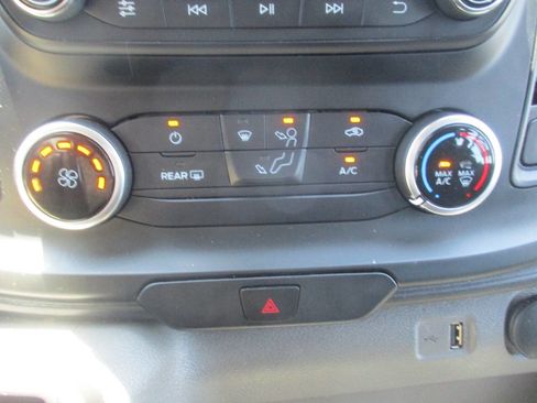 Used 2025 Ford Transit 250 Low Roof w/ Exterior Upgrade Package RWD image 32