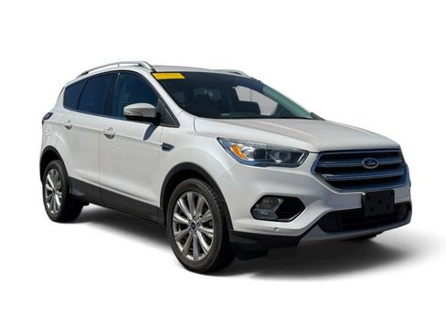 Used 2018 Ford Escape Titanium FWD image 10
