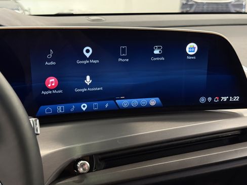 Used 2026 Cadillac Vistiq Platinum w/ LPO, Floor Liner Package AWD/4WD image 13