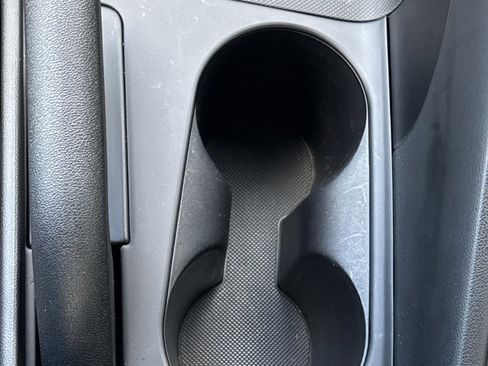 Certified 2025 Hyundai Elantra Sport image 27