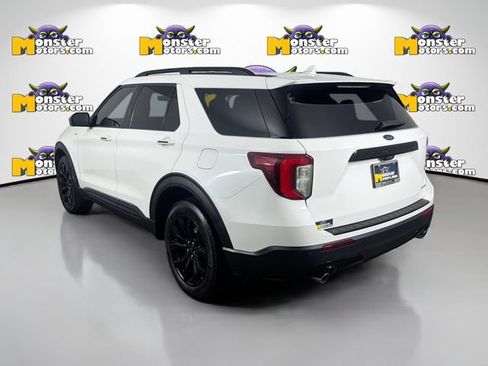Used 2023 Ford Explorer ST-Line AWD/4WD image 7