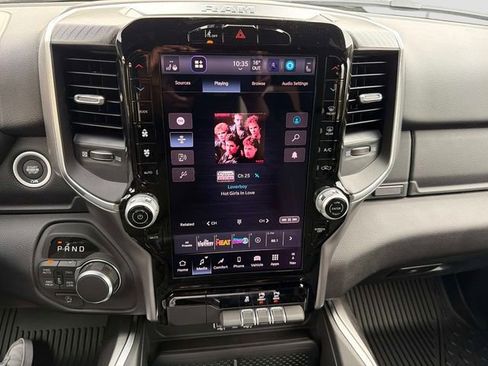New 2026 RAM 1500 4x4 Crew Cab image 21