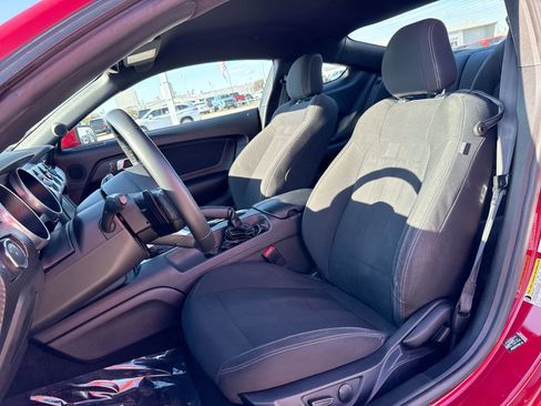 Used 2021 Ford Mustang Coupe w/ Equipment Group 101A image 13