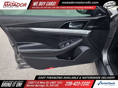 Used 2017 Nissan Maxima 3.5 SL FWD image 9
