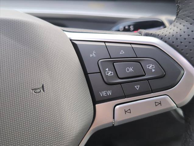 New 2026 Volkswagen Tiguan SE R-Line FWD image 14