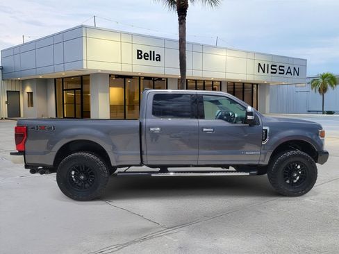 Used 2022 Ford F350 Lariat w/ Chrome Package AWD/4WD image 8
